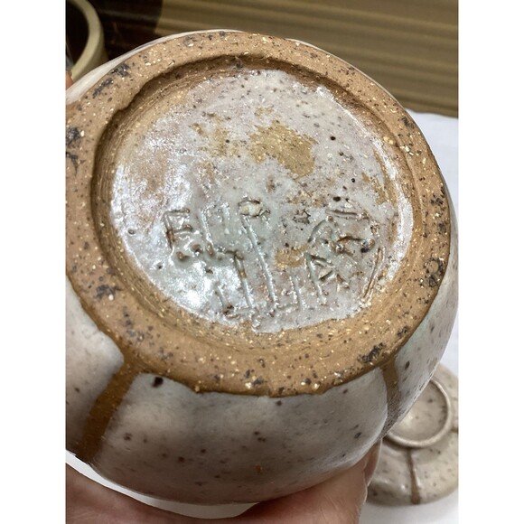 Vintage Studio Pottery Stoneware Jar With Lid Artist Signed Pumpkin Look Heavy - Picture 7 of 13